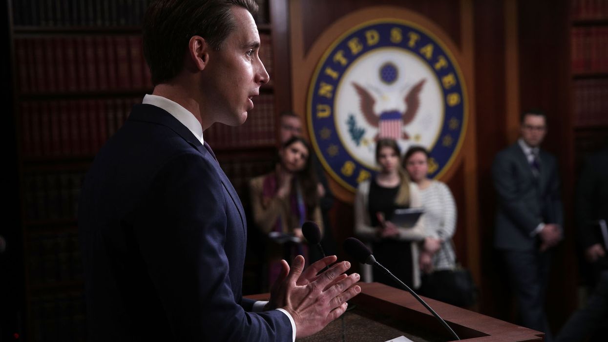 Sen. Hawley unveils latest plan to take on big tech: Regulating 'addictive' social media features in order to limit Americans' time online