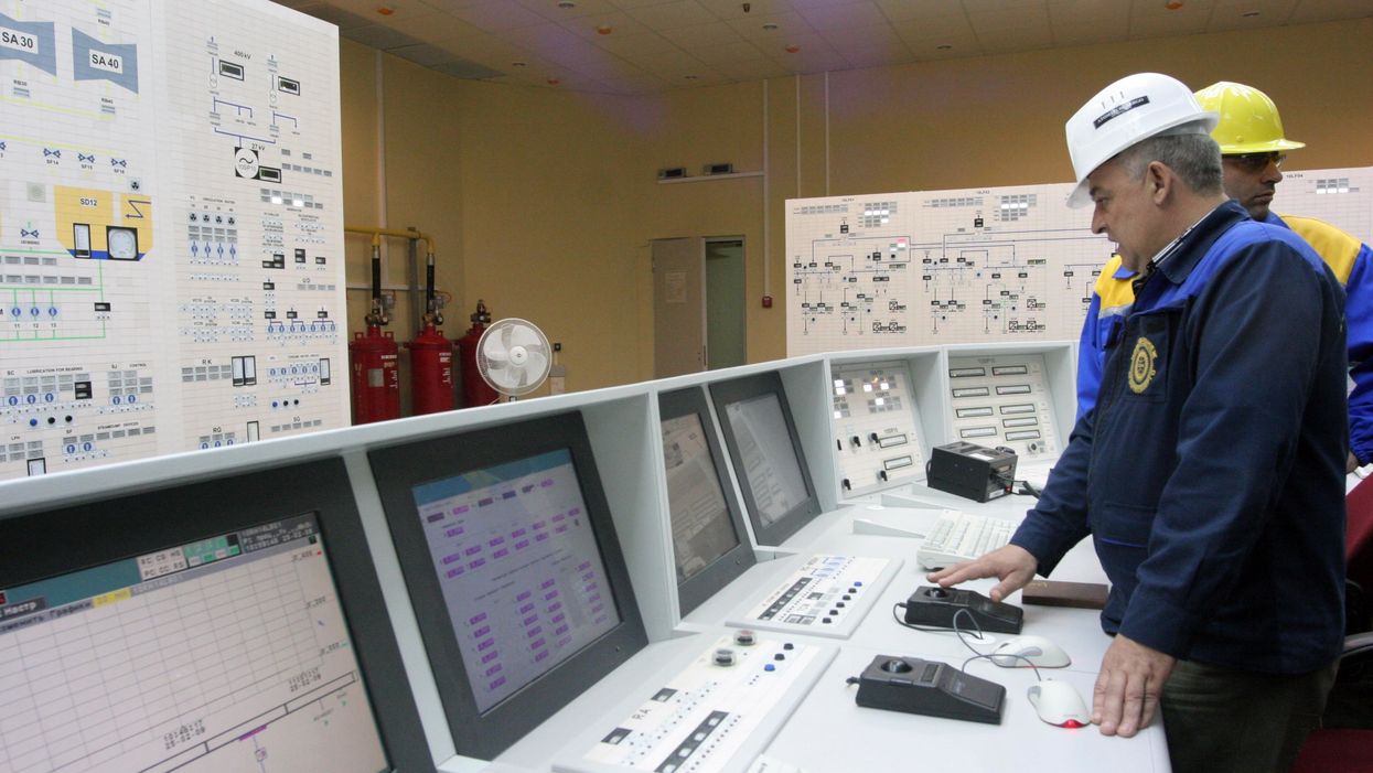 Trump reportedly planning to extend nuclear waivers for Iran