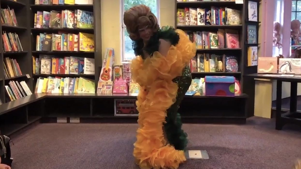 Drag queen shows children how to twerk during story hour: 'Just move your bum up and down'