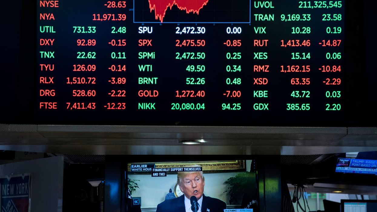 WTF MSM!? Media pushing for a recession to own Trump
