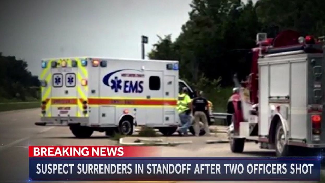 2 Missouri law enforcement officers 'ambushed' while serving eviction notice; suspect in custody