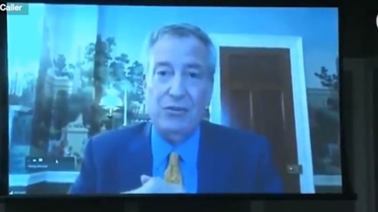 LAUGH: Mayor Bill De Blasio experienced some technical difficulties in Des Moines, Iowa