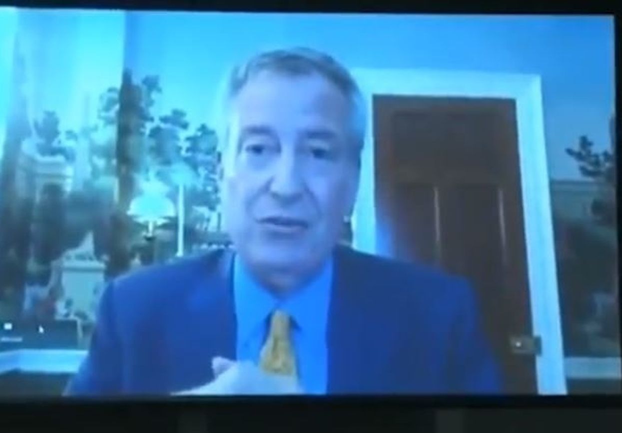 LAUGH: Mayor Bill De Blasio experienced some technical difficulties in Des Moines, Iowa