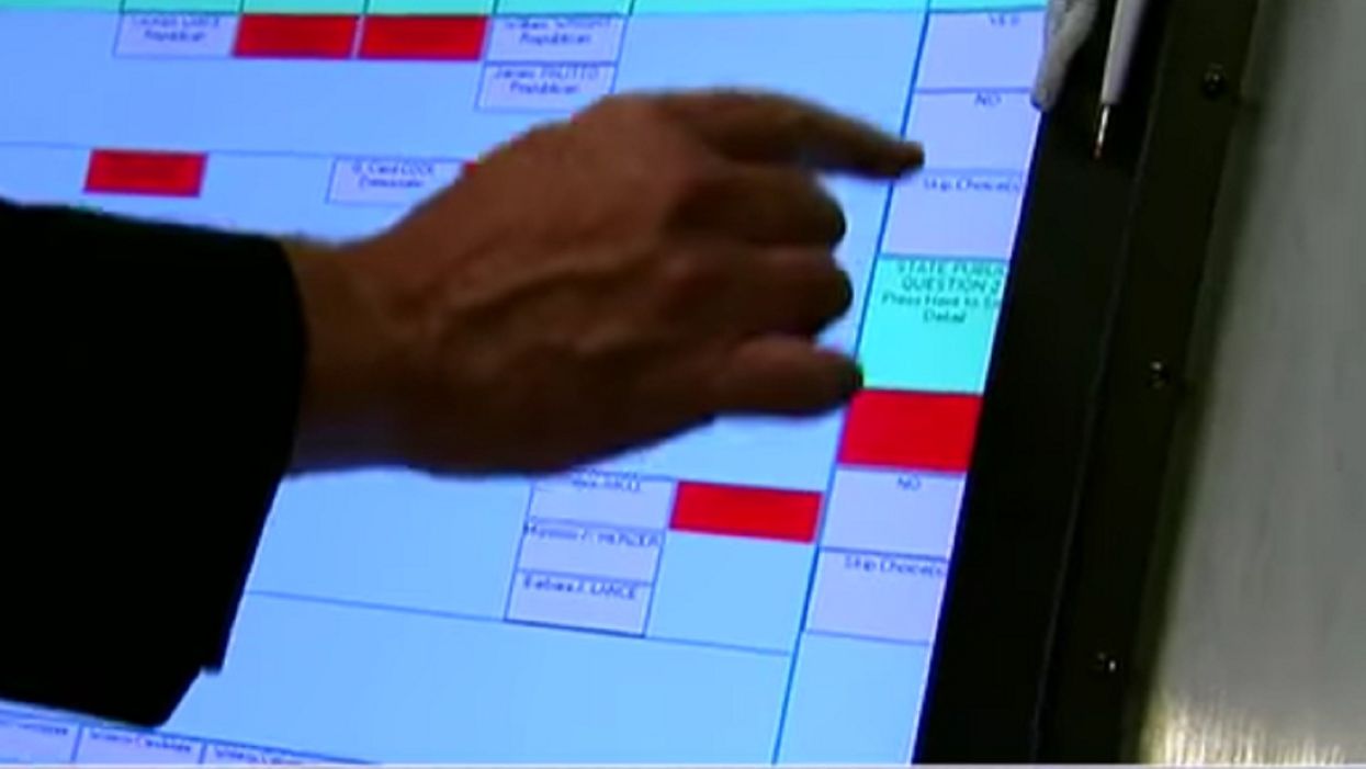 Touch-screen voting machines reportedly flipped votes in Mississippi race