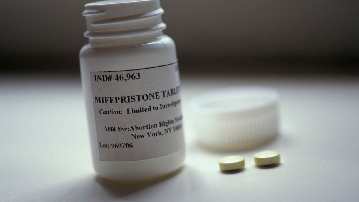 European doctor who prescribes abortion pills online sues FDA for allegedly seizing shipments