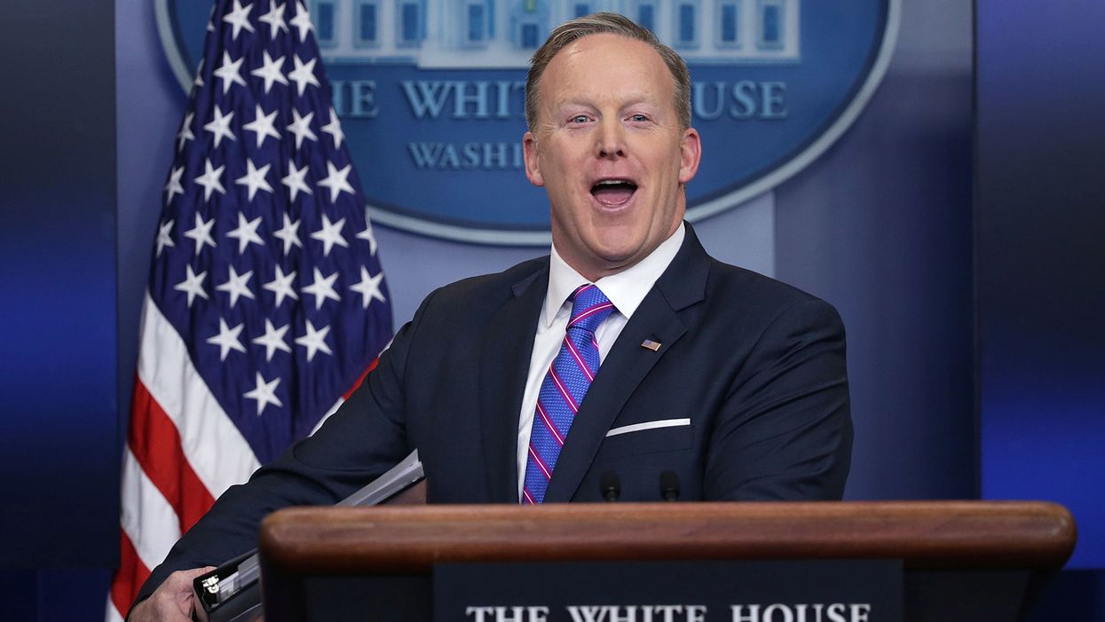Students are ‘really scared’ and feel unsafe because of Sean Spicer’s speech at Northeastern Illinois University
