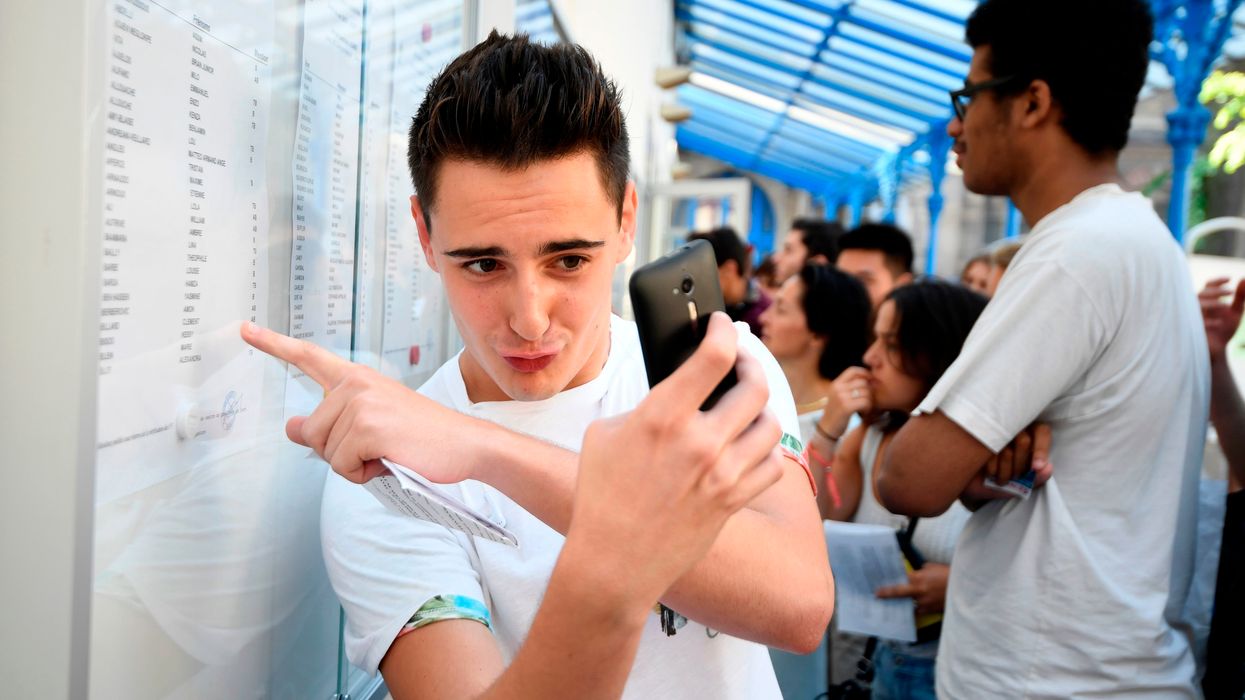After banning cellphones, some schools are seeing students actually 'making eye contact and talking face to face'