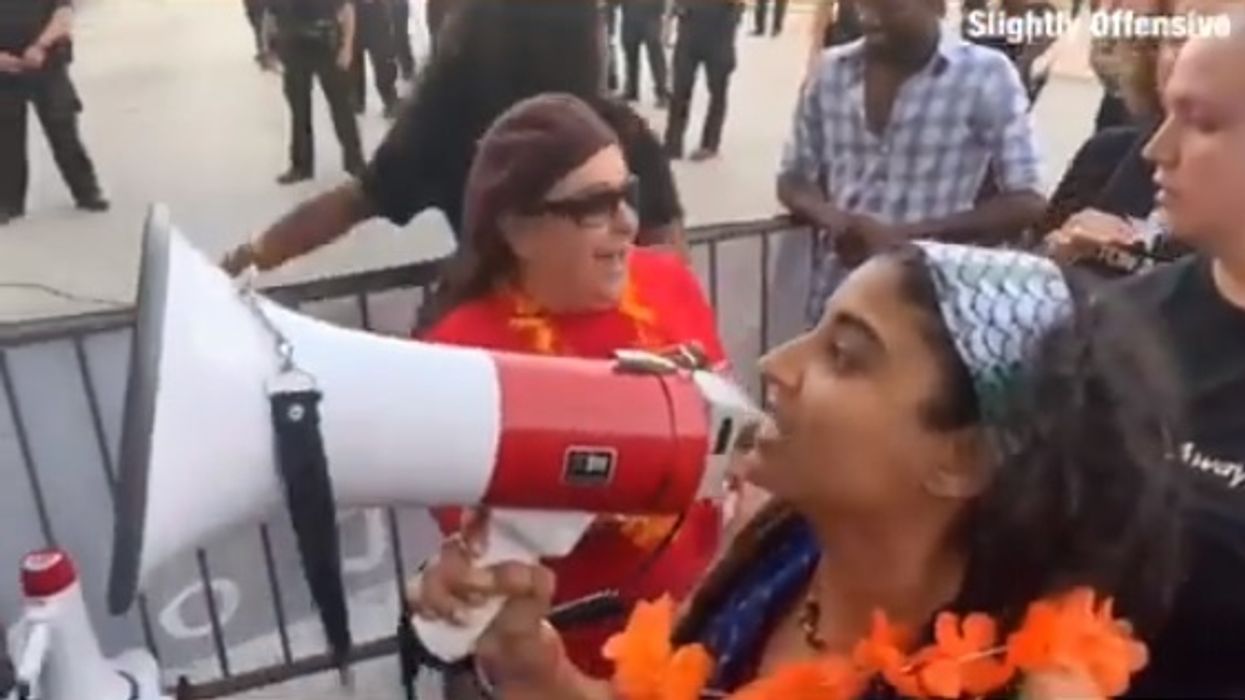 'F**k the police': Foul-mouthed liberal protesters harass, call cops KKK at Houston Democratic debate