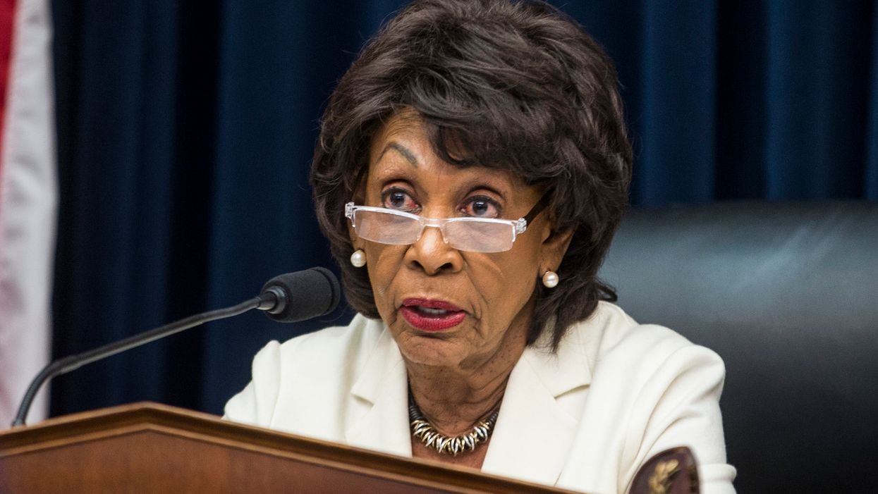 Maxine Waters: Trump ‘needs to be imprisoned & placed in solitary confinement’