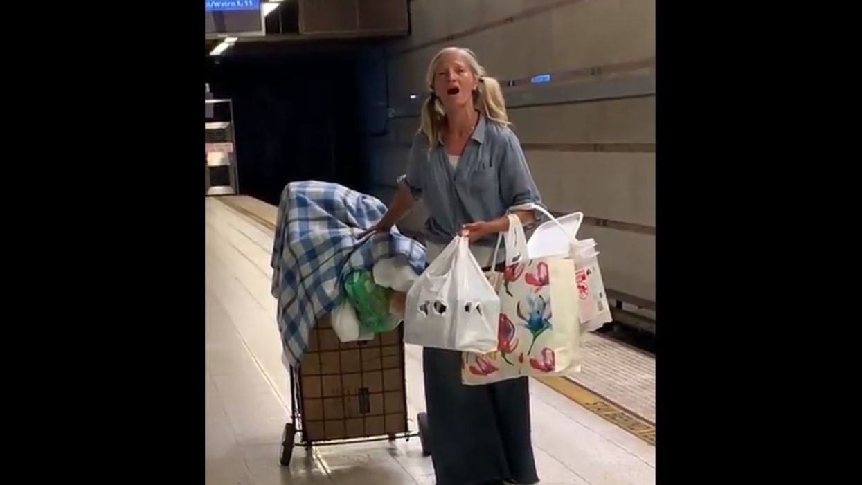 Homeless woman gets recording contract after video of her singing opera in a subway goes viral