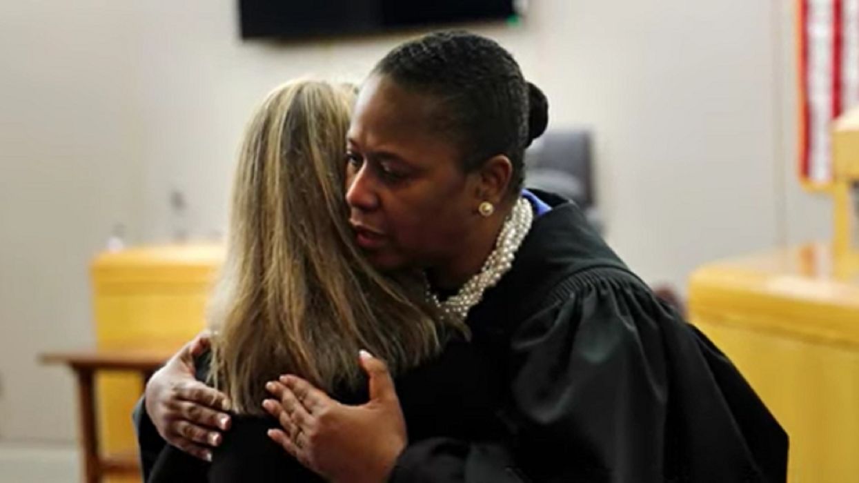 Atheist group files formal complaint against judge for gifting Bible to Amber Guyger