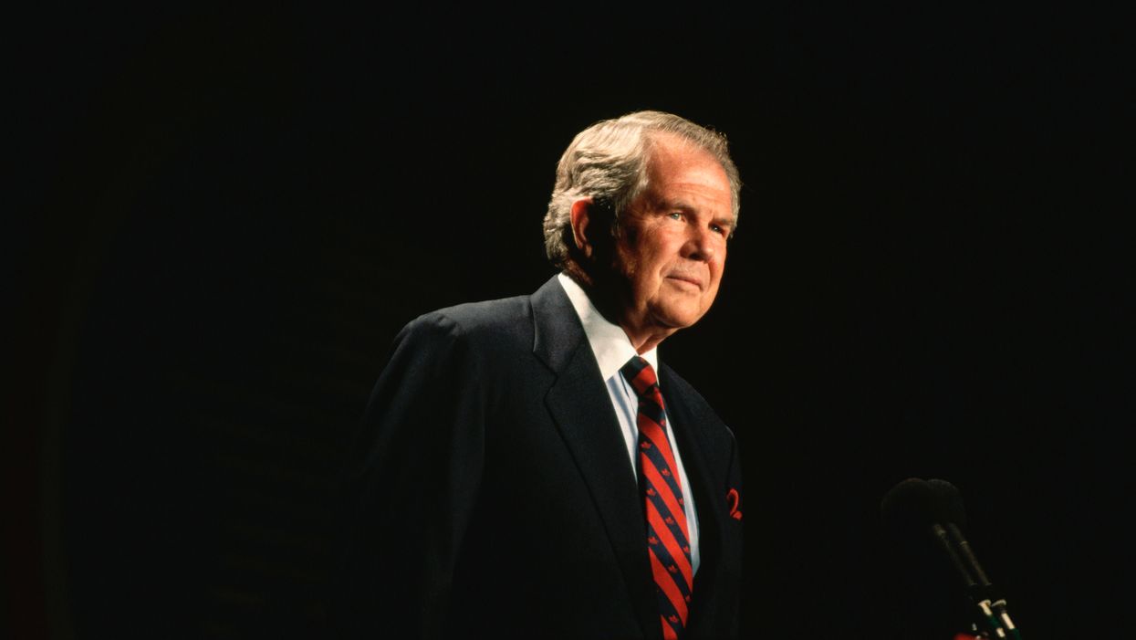 Pat Robertson warns that Trump might lose the 'mandate of heaven' if he abandons Kurds in Syria