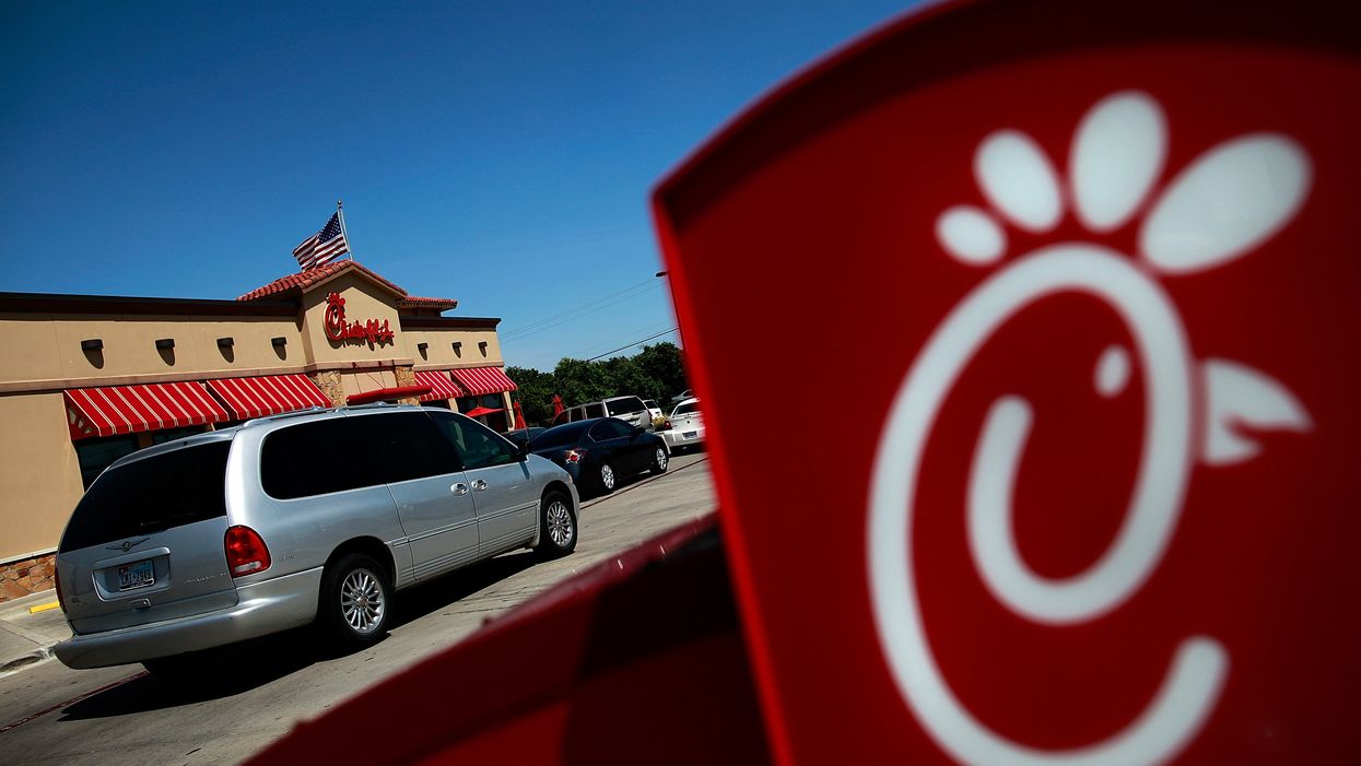 Chick-fil-A employee goes the extra, extra mile by climbing into a manhole to retrieve customer’s phone