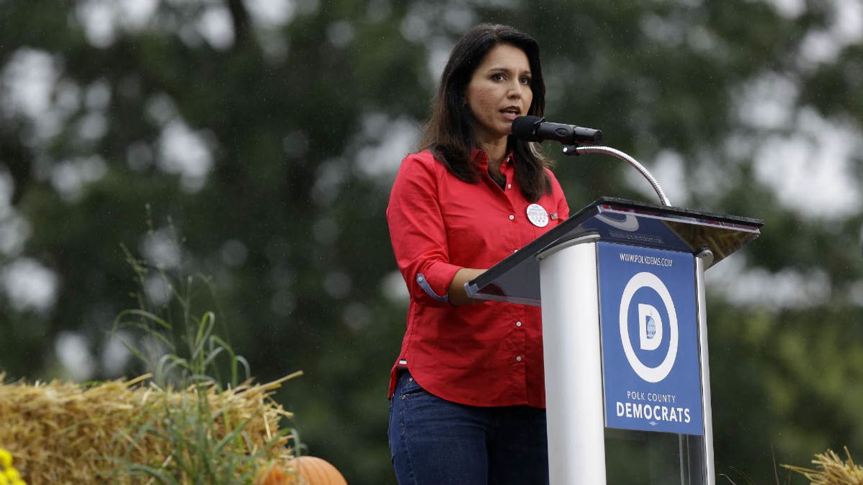 Despite boycott threat, Tulsi Gabbard opts to attend next Democratic debate