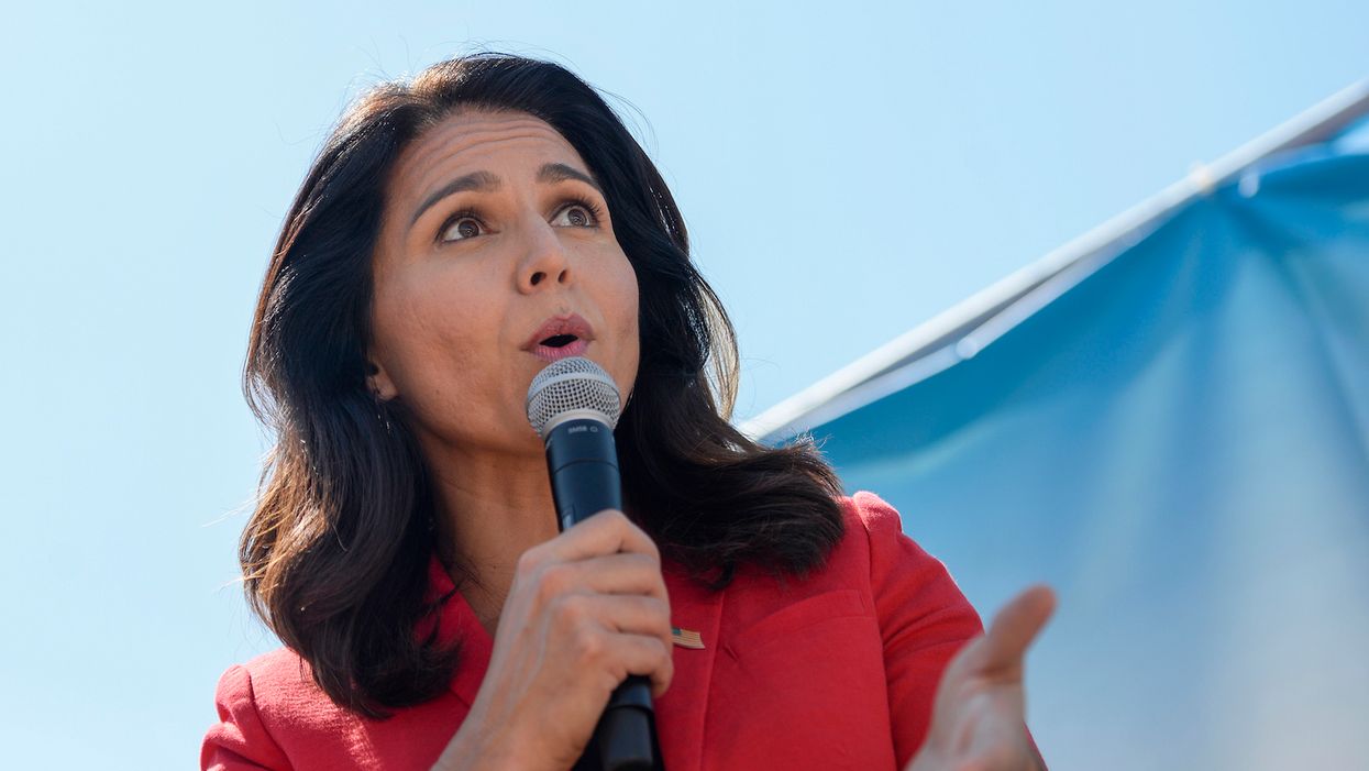 Comedian Steven Crowder exposes: Tulsi Gabbard's YouTube videos were suppressed on YouTube while she was trending over Hillary Clinton feud