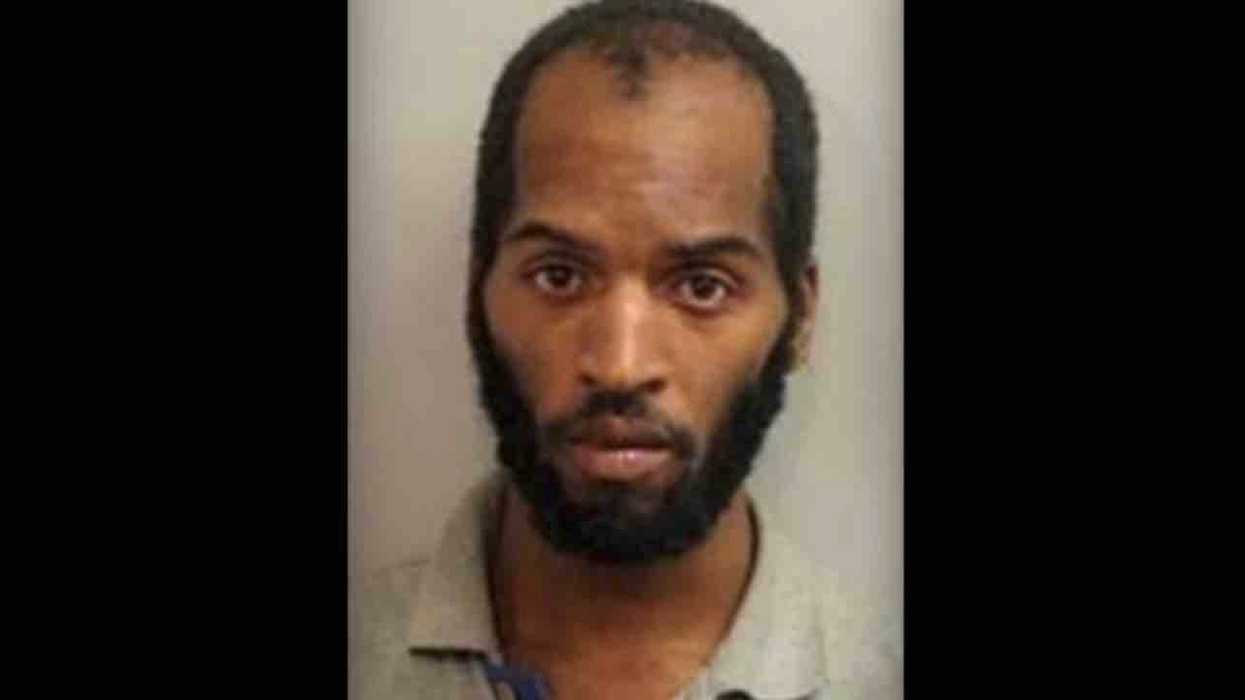 Biological male who identifies as female allegedly douses woman with gasoline in Taco Bell, sets her on fire