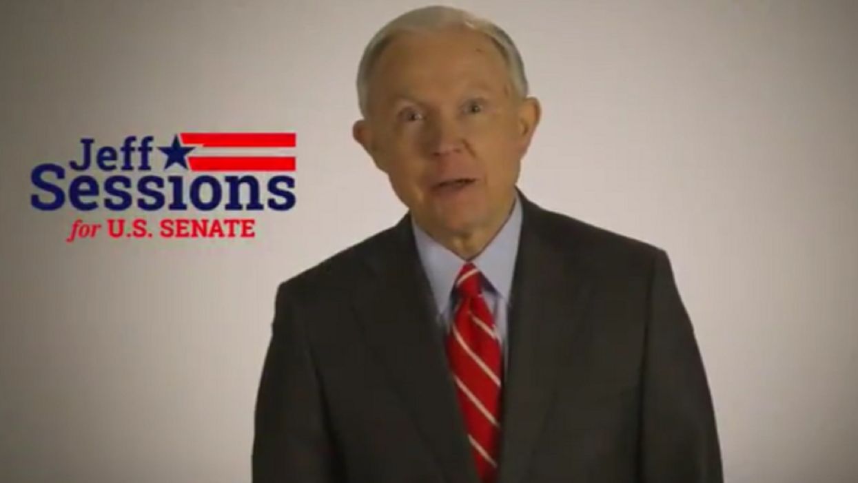 Jeff Sessions formally announces bid for old Senate seat, praises President Trump