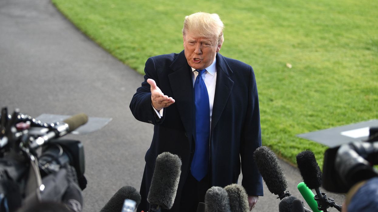 Trump snaps at fake news media: 'Be Quiet! Be Quiet!'