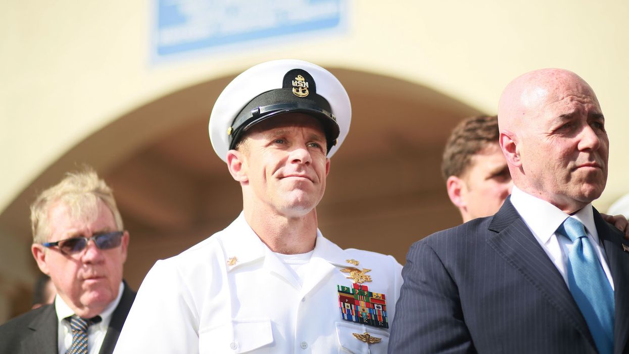 President Trump overrides Navy decision to remove SEAL who recently received war crime pardon