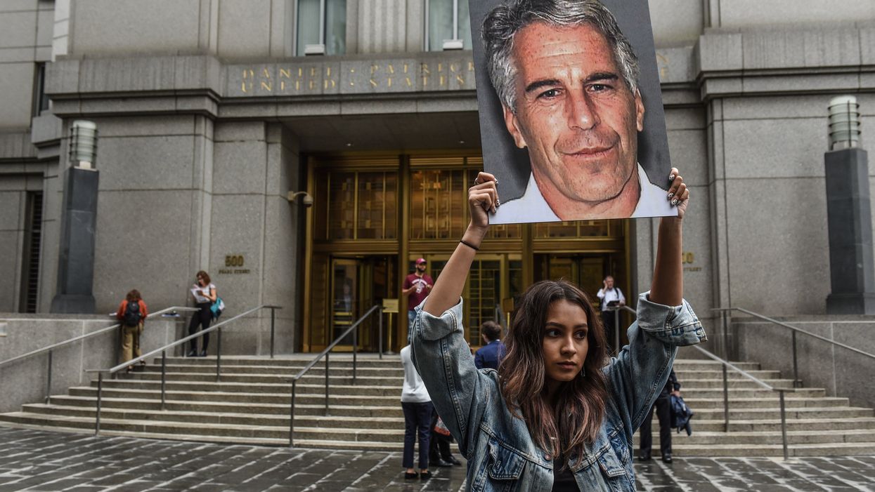 Jeffrey Epstein guard reportedly set to divulge details about Epstein's purported suicide