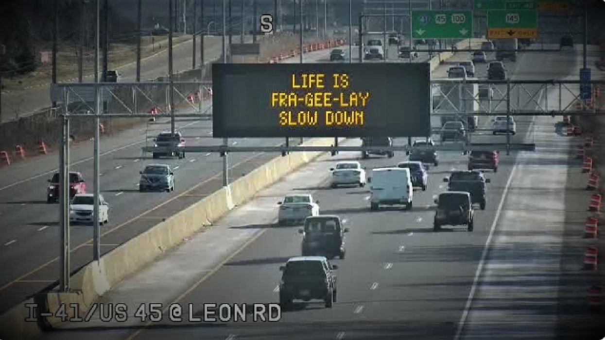 Wisconsin DOT pays tribute to 'A Christmas Story' in funny holiday season road safety sign