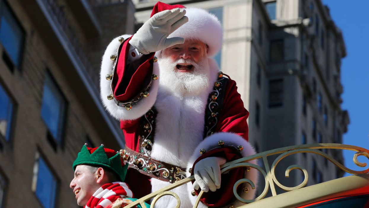 A 5-year-old boy wrote a touching letter asking Santa to help the homeless this Christmas. Moved, volunteers then made a last-minute donation.