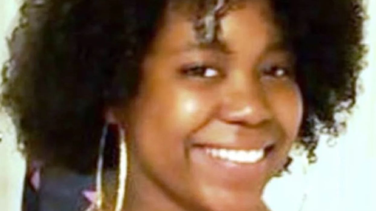 Video shows moment teen is ripped away from her mother and shoved into car during apparent kidnapping