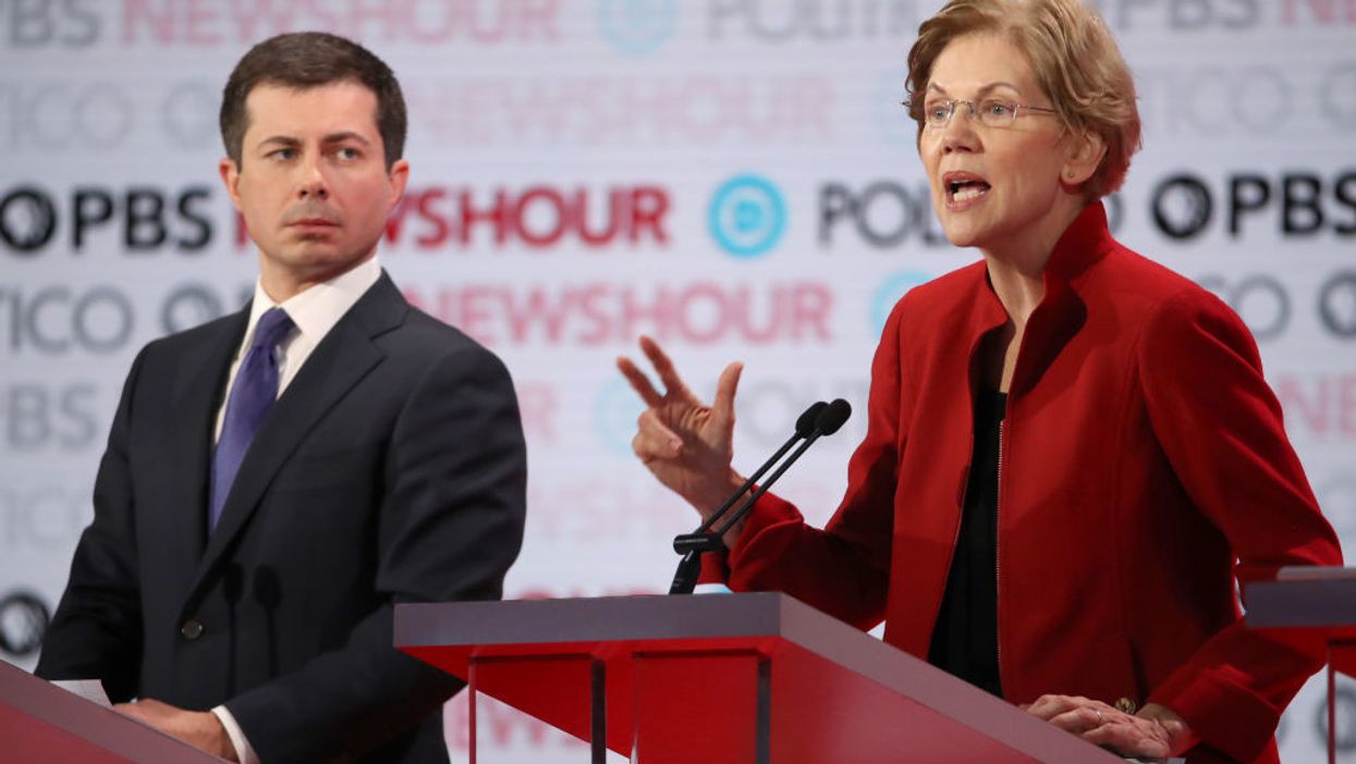 Elizabeth Warren exposed as hypocrite for doing what she attacked Pete Buttigieg for at debate