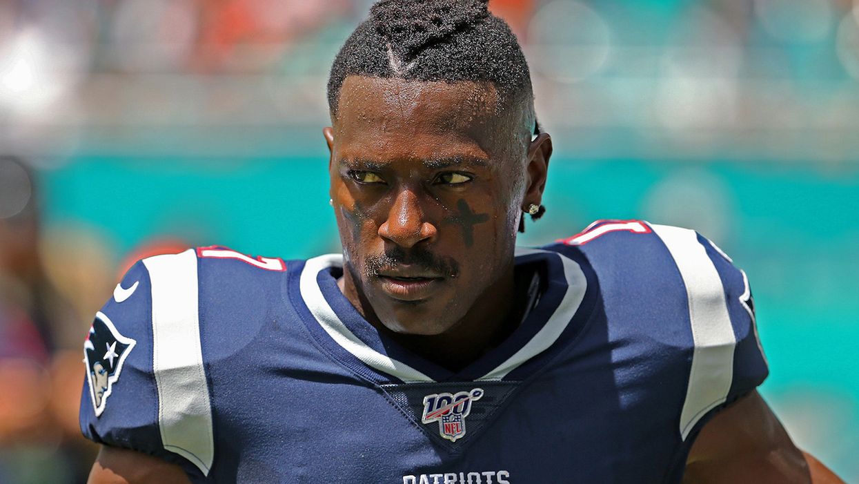 VIDEO: Former NFL star Antonio Brown records profane anti-police video as he berates cops responding to domestic dispute