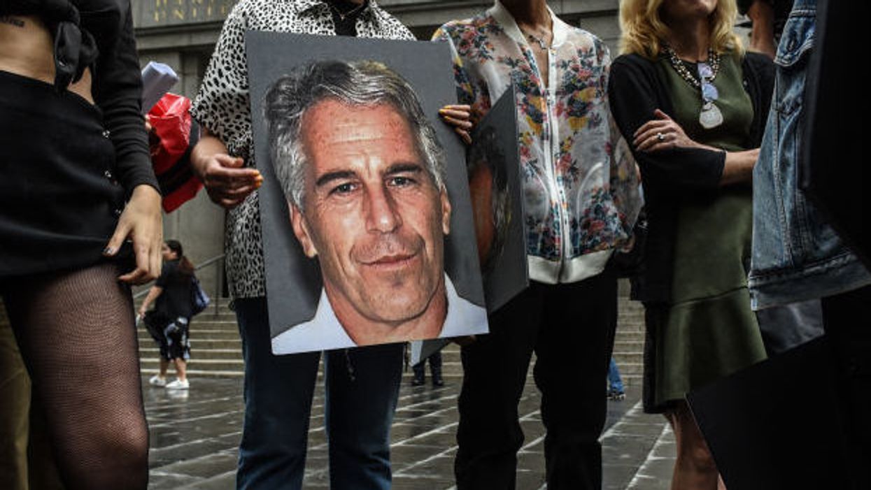 Bombshell: Bloody eyes suggest Jeffrey Epstein was murdered, says pathologist who was present during the autopsy