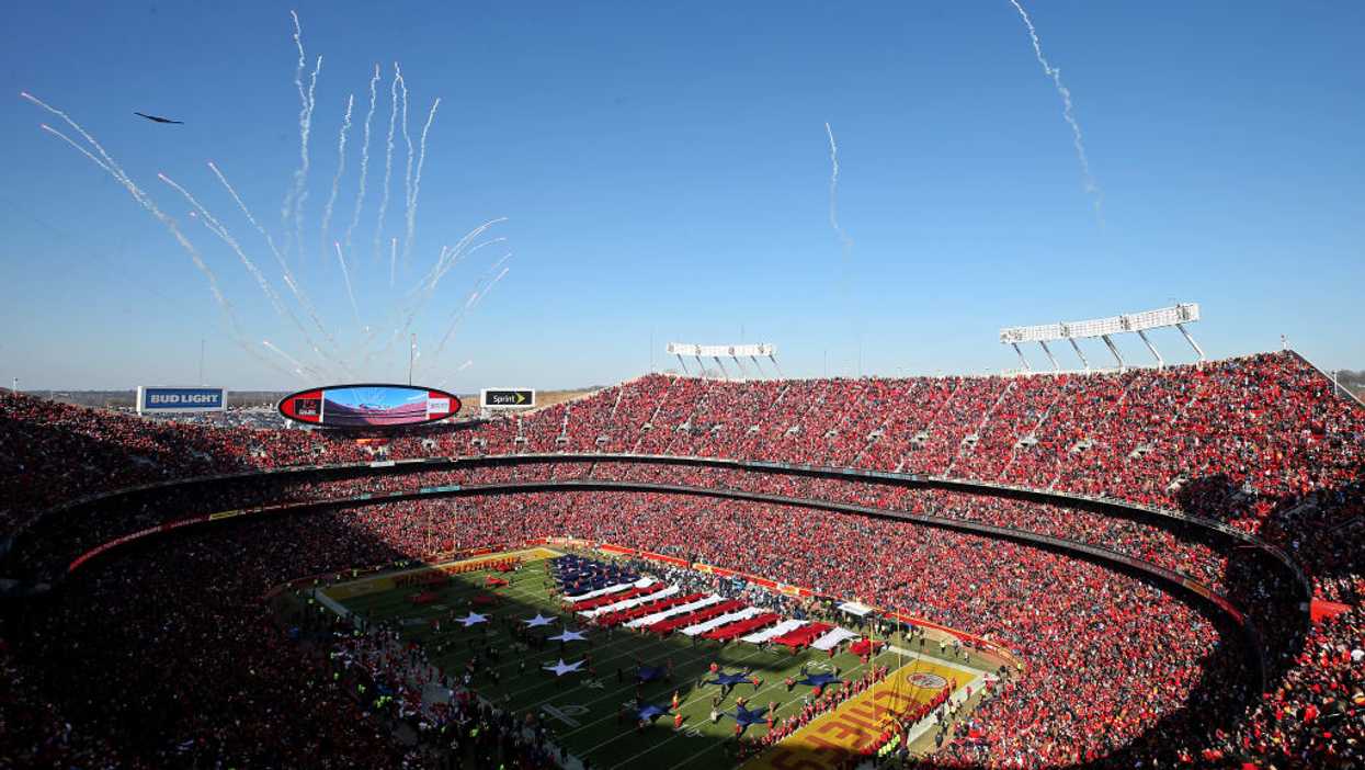 Video: Navy sailor's incredible 'Star Spangled Banner' performance at AFC Championship game goes viral