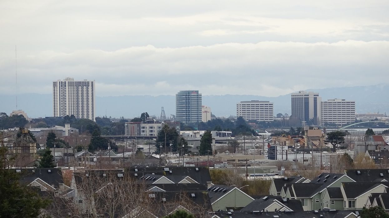 Oakland bans landlords from running criminal background checks on potential tenants