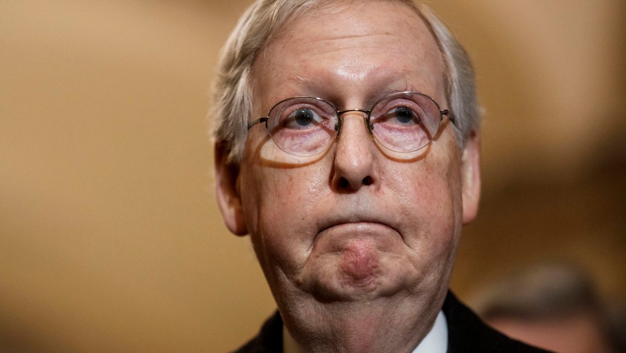 Mitch McConnell tells Republicans he doesn't have enough votes to prevent new impeachment witnesses