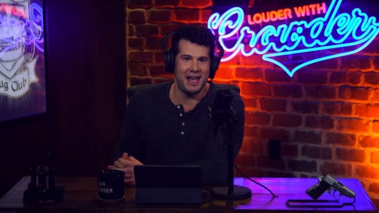 Steven Crowder fact-checks Trump's tweet that called a CNN anchor 'the dumbest man on television!'