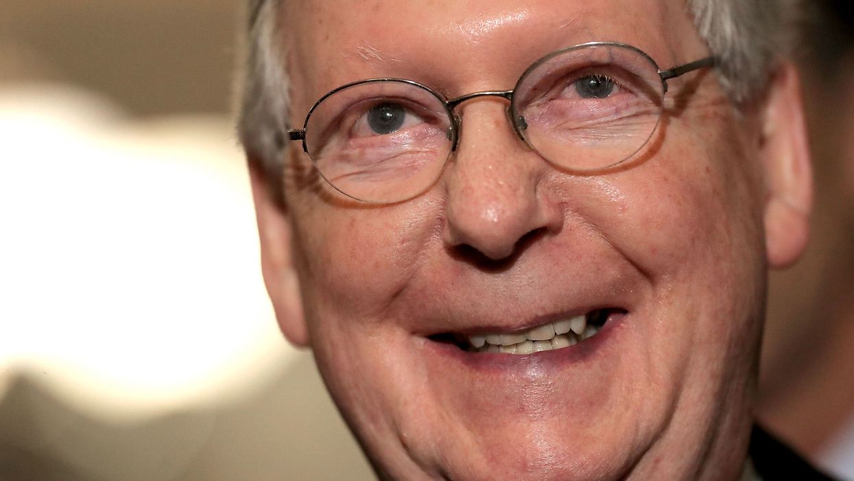 After meeting with centrist Republican, Mitch McConnell has enough votes to block witnesses in impeachment trial