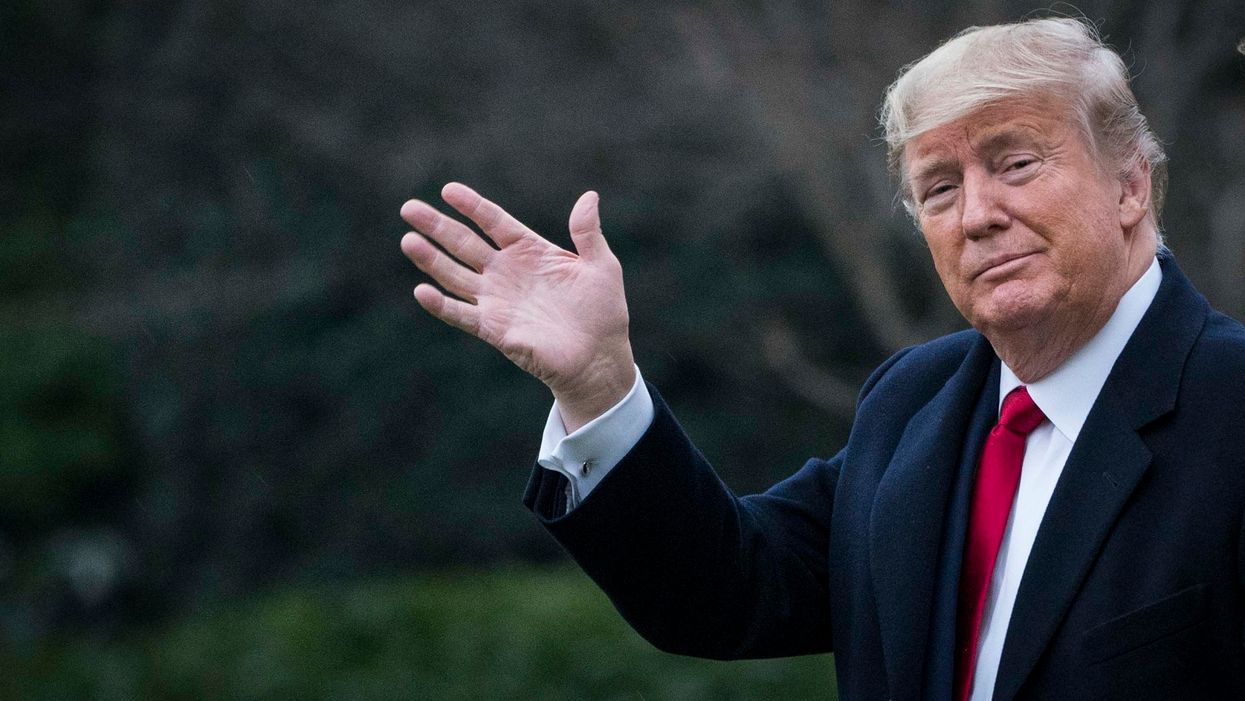 Trump campaign boots Bloomberg News reporter from Iowa event