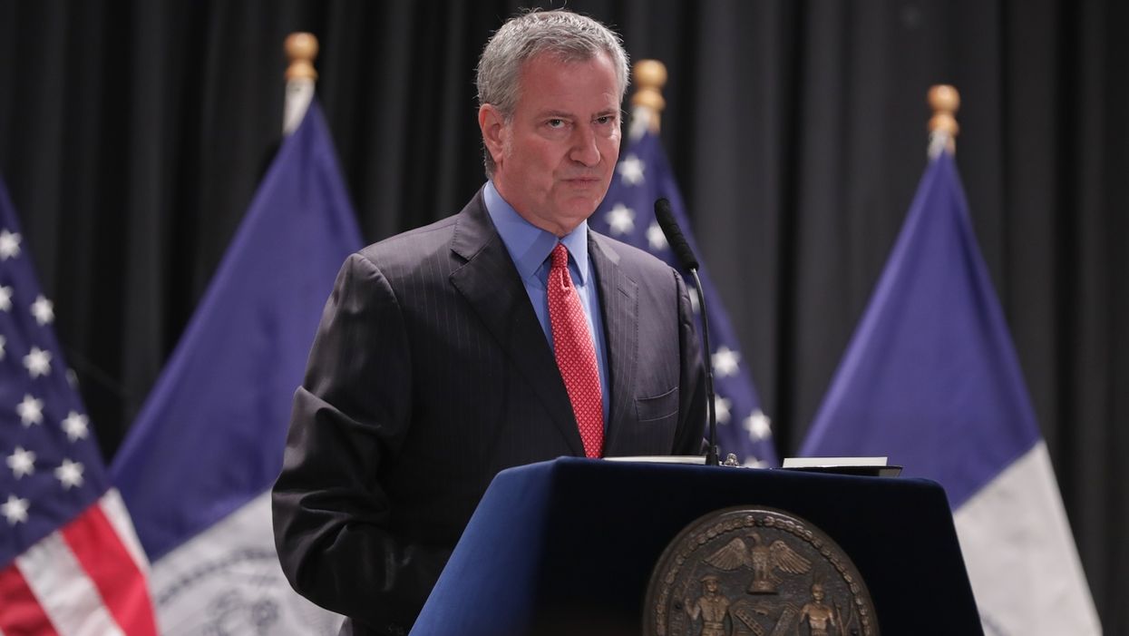 NYC police union 'declaring war' on Mayor Bill de Blasio after police shootings
