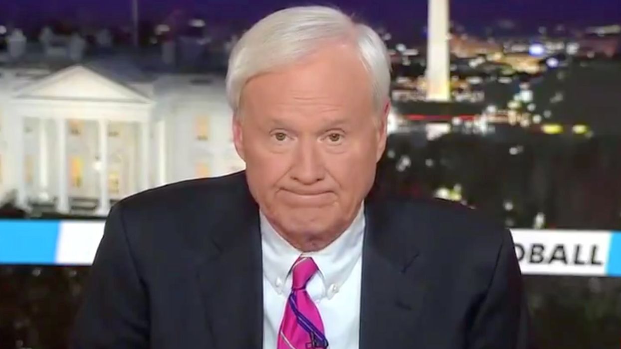 Chris Matthews apologizes to Bernie Sanders for Nazi comparison