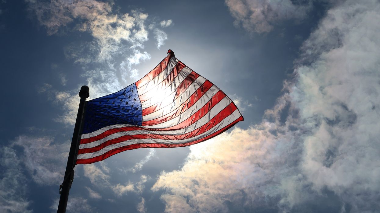 Scripture-quoting police officer goes viral for praying at school’s flagpole every day