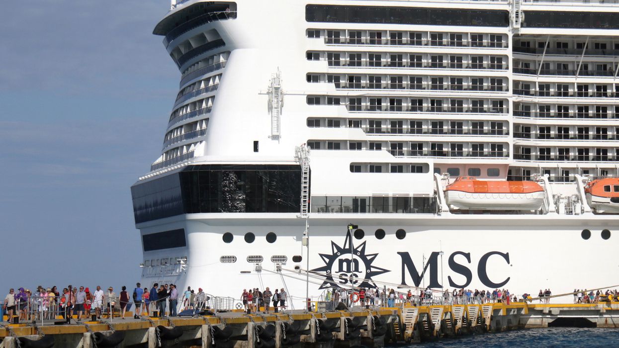 VIDEO: Cruise ship passengers brawl in the midst of coronavirus scare — but it turned out to be the flu