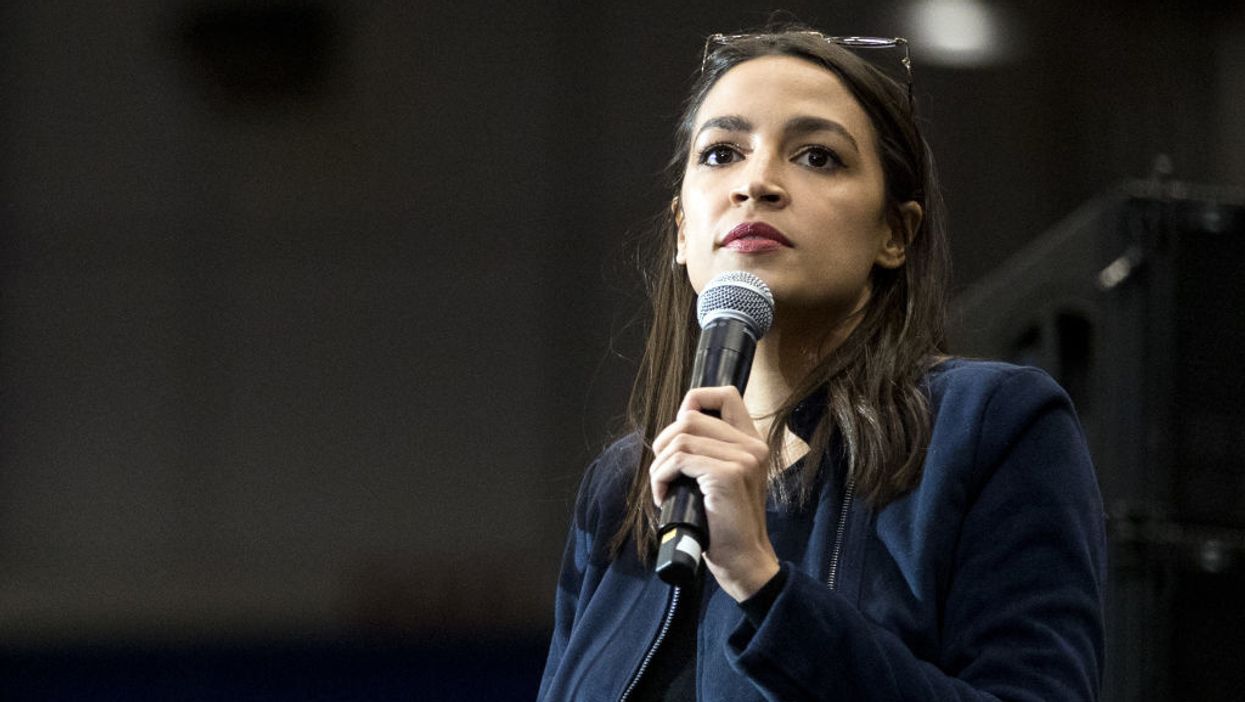 AOC urges illegal immigrants to participate in 2020 census — and study finds it will have huge implications