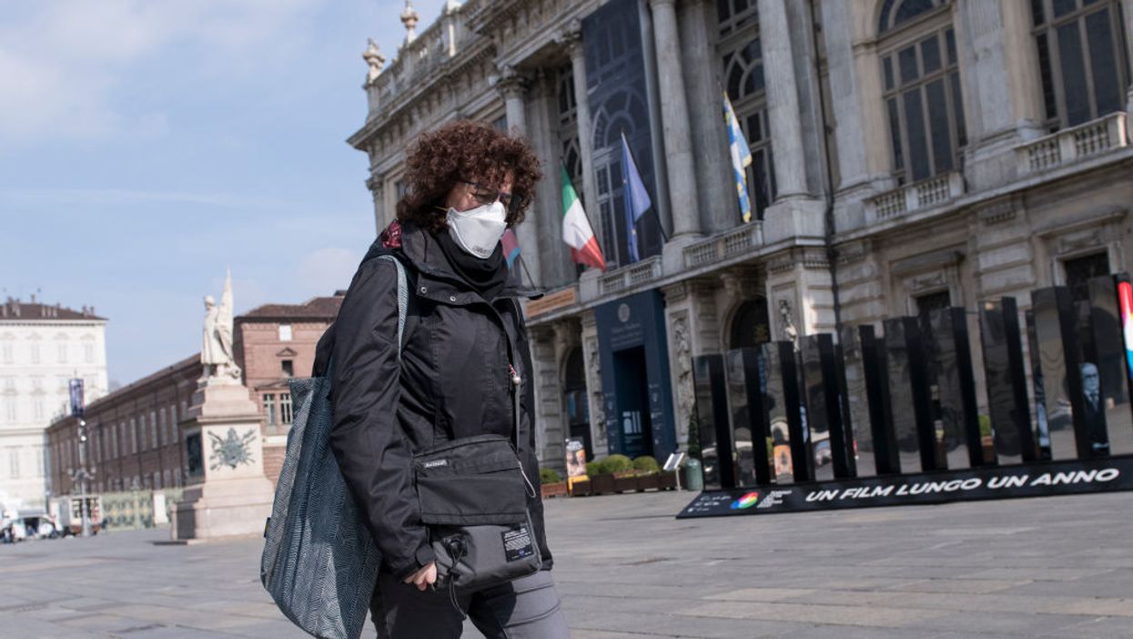 Journalist says she'd rather be in virus-ravaged Italy than in Trump-led US during the coronavirus outbreak. Her reason is not great.