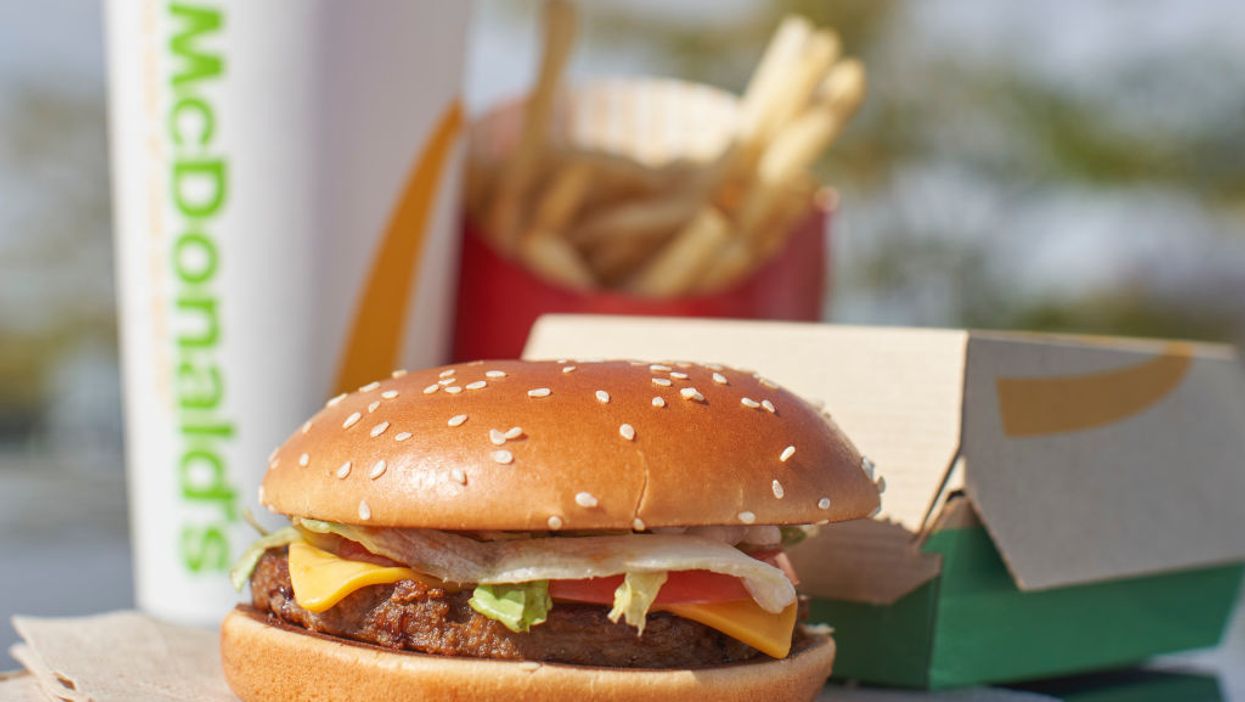 McDonald’s worker allegedly rubbed a bun on the floor, spat on it, then served it to a police officer. Now she is facing a felony charge.