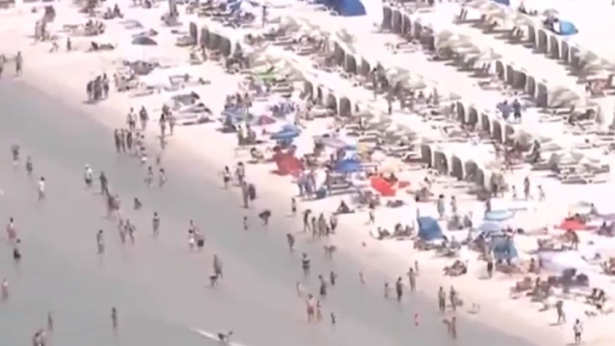 Crowds flock to open Florida beaches despite calls for social distancing