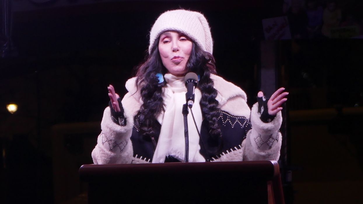 Cher issues apology for calling President Donald Trump a 'murderer'