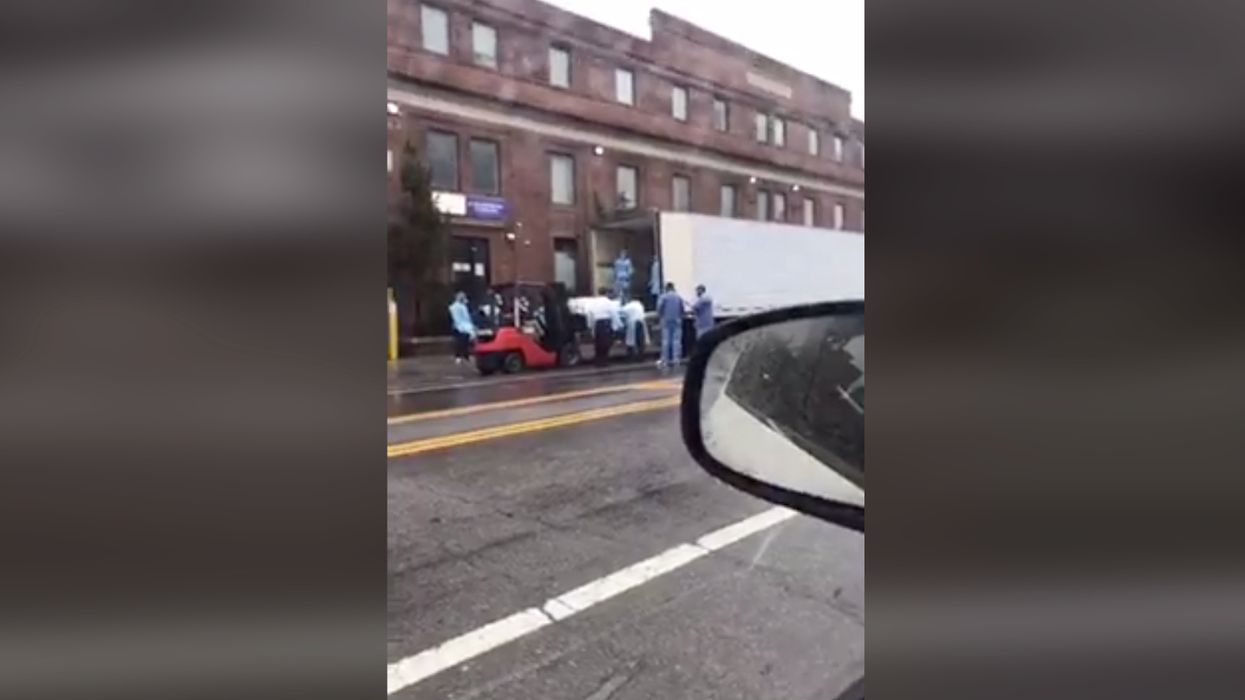 Man’s heartbreaking video shows New York hospital forklift loading dead bodies into truck: ‘This is for real!’