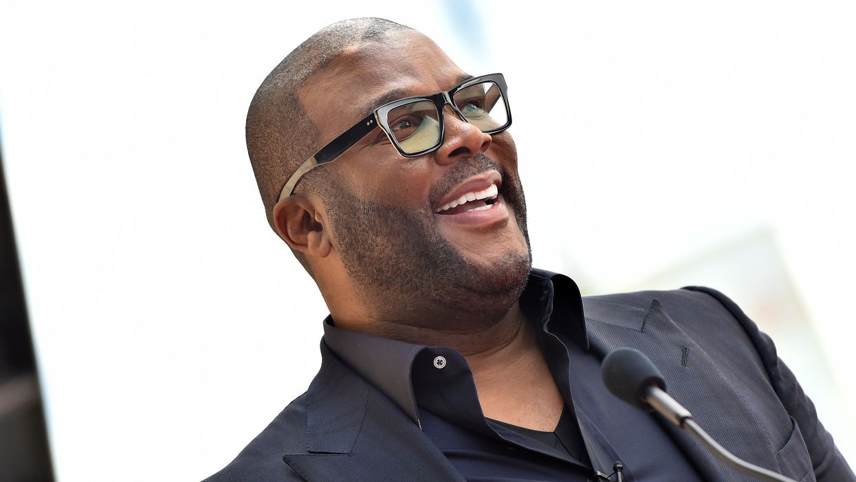 Superstar Tyler Perry goes on good deed spree: gives $21K tip to restaurant employees, pays for senior citizens' food at 73 grocery stores
