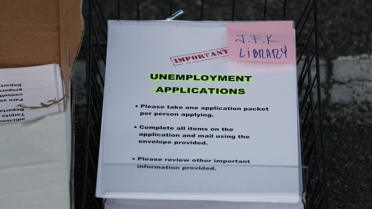 Another 6.6 million Americans file unemployment claims; nearly 17 million jobs lost in past three weeks