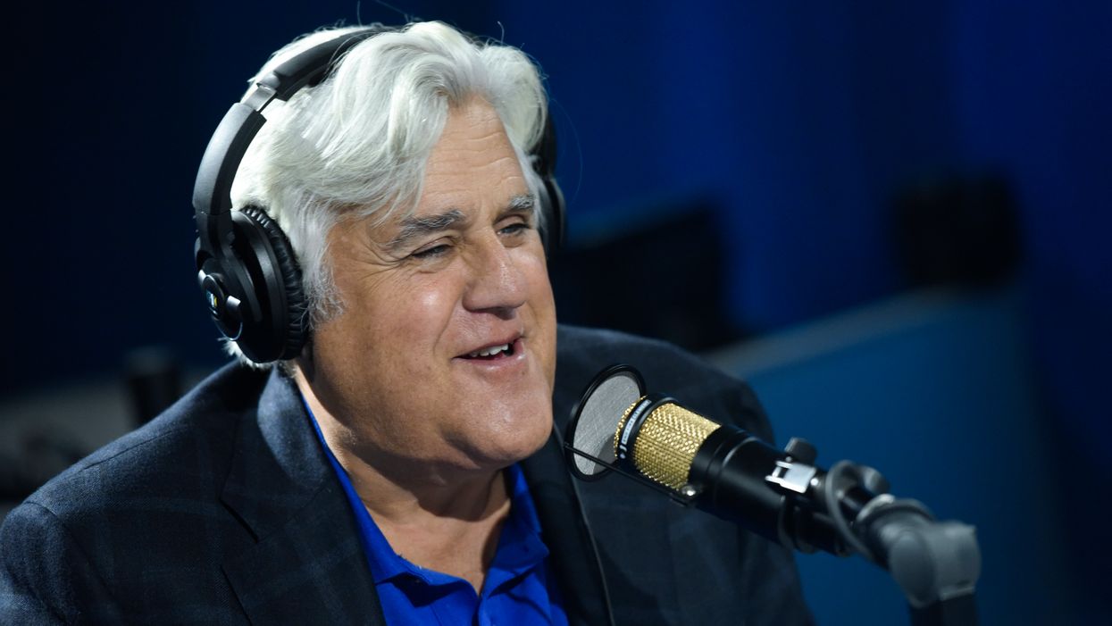 California man stranded on side of road with car trouble calls tow truck for help. Before the tow can arrive, Jay Leno comes to the rescue.