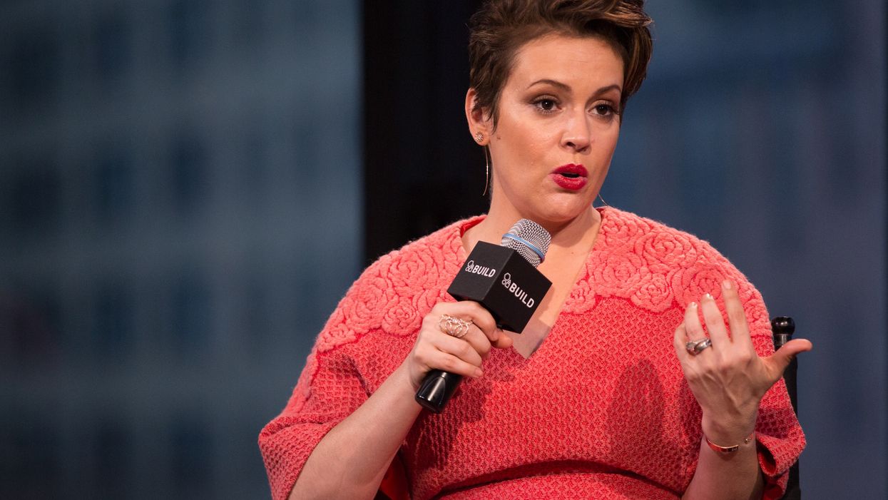 VIDEO: Alyssa Milano scolds Americans for 'stockpiling' guns over coronavirus pandemic
